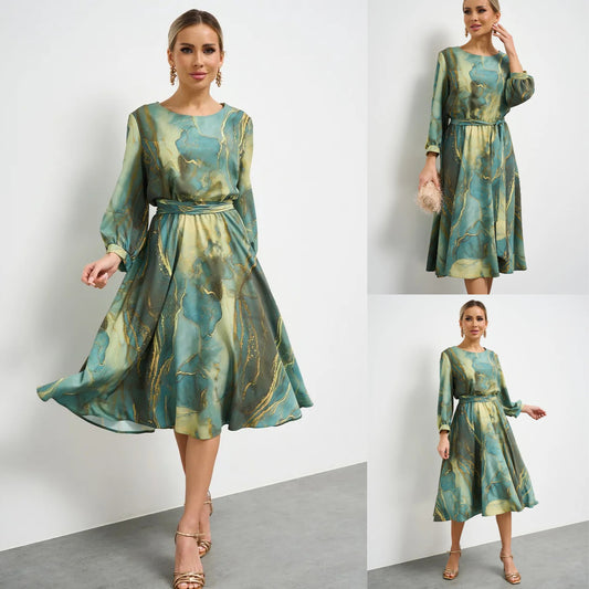 💃✨ Rochie verde elegantă 2025 cu mânecă lungă  Stil rafinat pentru primăvară